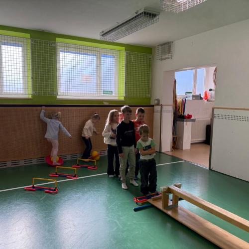 Kinder in der Klasse